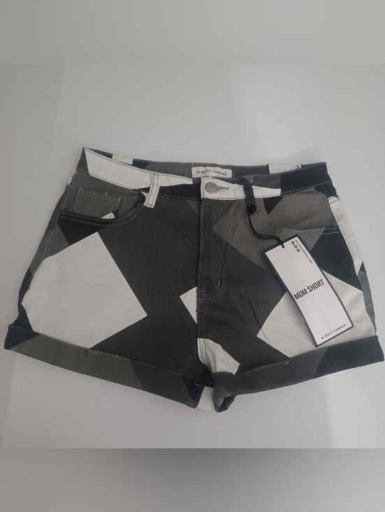 Almost Famous Pants - Retro Mom Shorts Sz 7